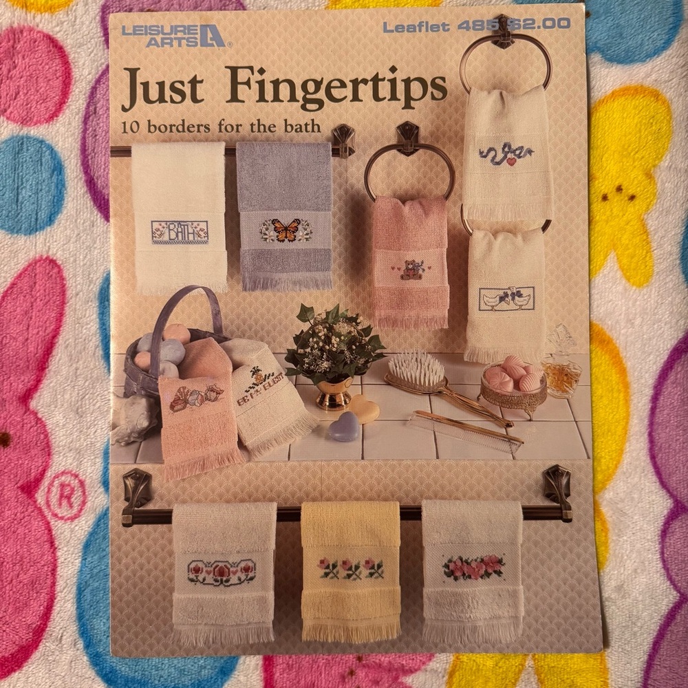 VTG Leisure Arts Just Fingertips Towel Pattern Booklet 1986 Grannycore Bathroom